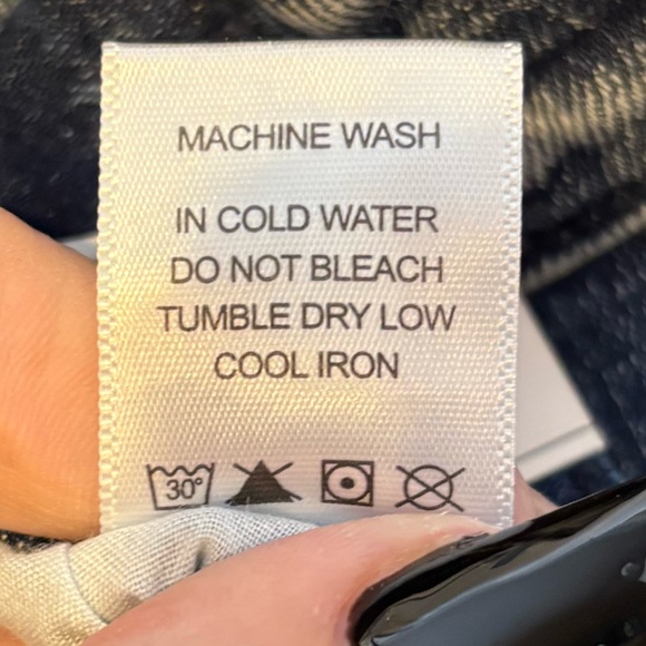 NWT Judy Blue Boyfriend Jeans Distressed Blue - Picture 11 of 14